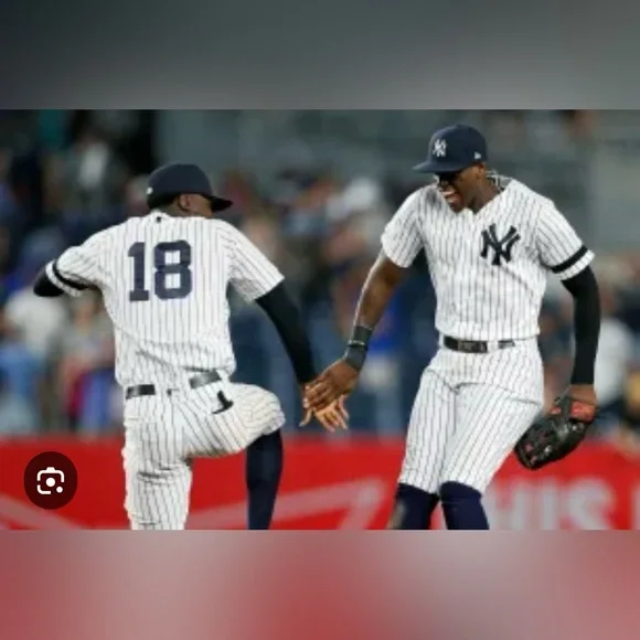 Majestic New York Yankees Didi Gregorius Navy Blue Number 18 Cotton T Shirt - Picture 8 of 9